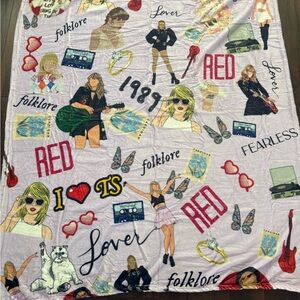 New Sealed Taylor Swift Album Cover Soft Throw Blanket 50x60 Fleece.
